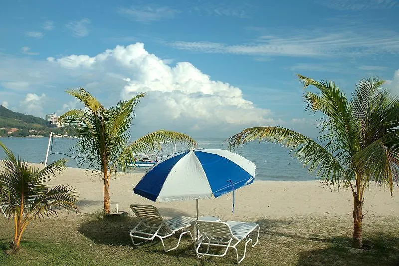 Rainbow Paradise Beach Resort Tanjung Bungah  4*, Tanjung Bungah (Penang)