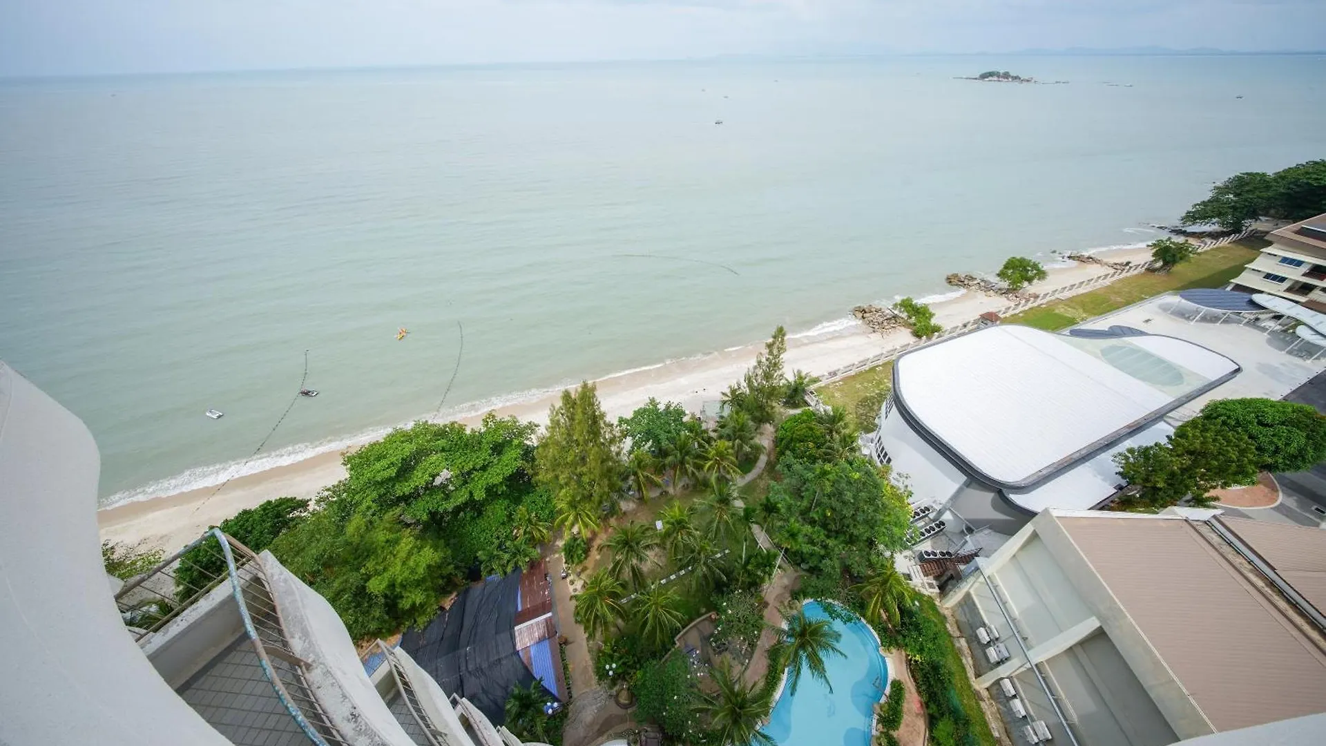 Rainbow Paradise Beach Resort Tanjung Bungah  4*, Tanjung Bungah (Penang)